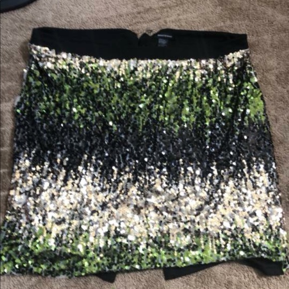 Plus size sequin skirt - Picture 1 of 2